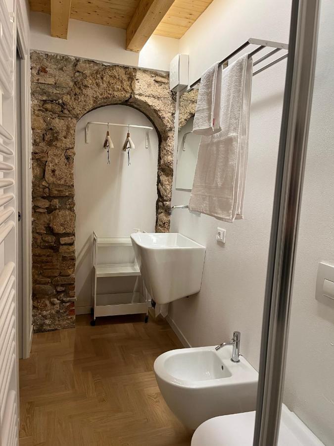 La Piccola Casa Al Lago - Intera Casa Con 3 Camere E 2 Box Salò Exteriér fotografie
