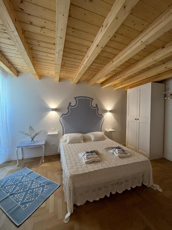 La Piccola Casa Al Lago - Intera Casa Con 3 Camere E 2 Box Salò Exteriér fotografie