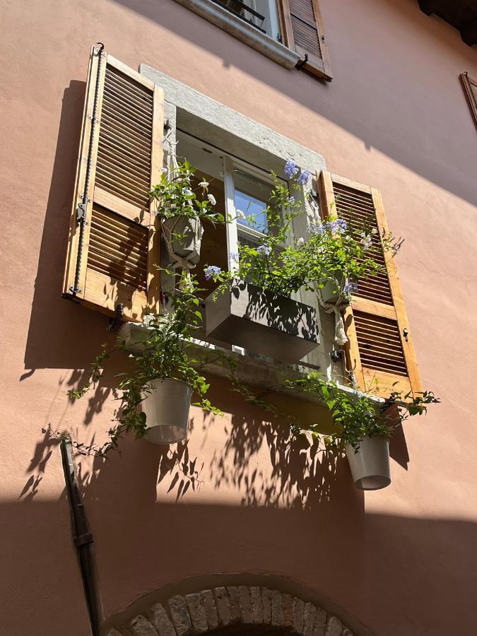 La Piccola Casa Al Lago - Intera Casa Con 3 Camere E 2 Box Salò Exteriér fotografie
