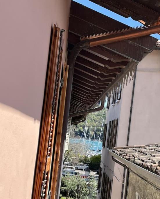La Piccola Casa Al Lago - Intera Casa Con 3 Camere E 2 Box Salò Exteriér fotografie