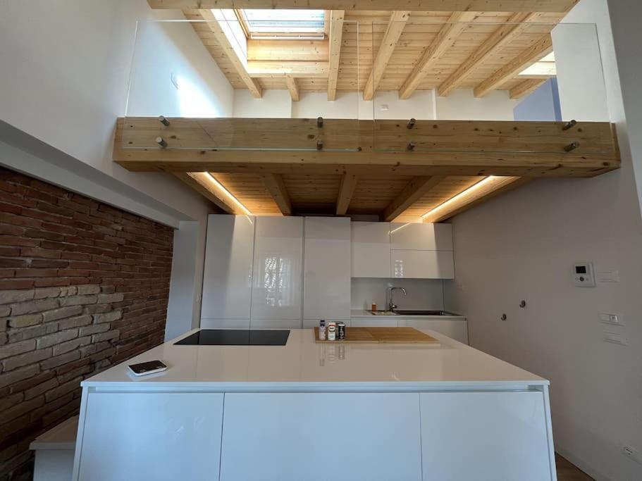 La Piccola Casa Al Lago - Intera Casa Con 3 Camere E 2 Box Salò Exteriér fotografie