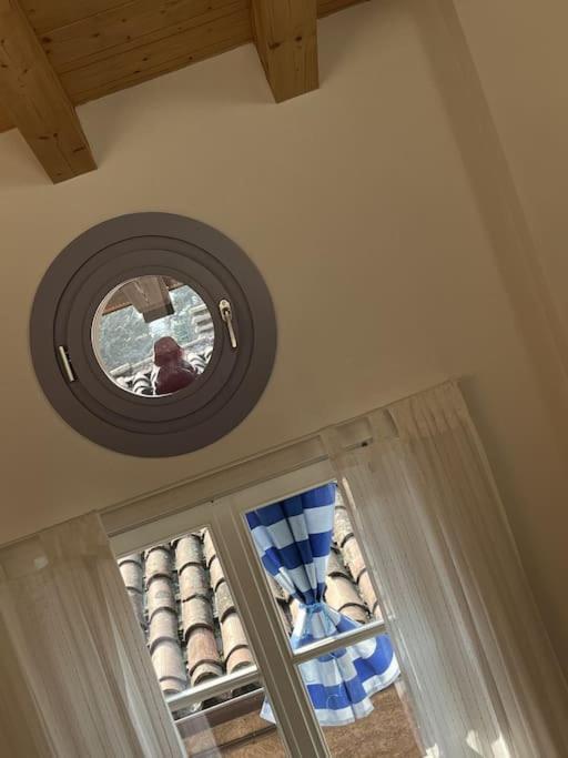 La Piccola Casa Al Lago - Intera Casa Con 3 Camere E 2 Box Salò Exteriér fotografie