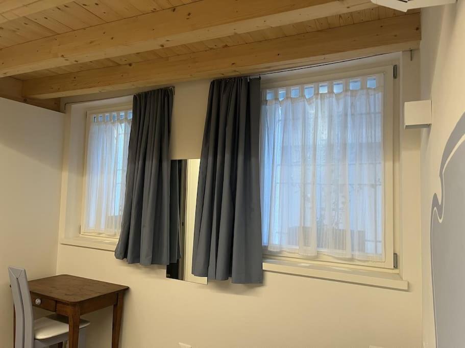 La Piccola Casa Al Lago - Intera Casa Con 3 Camere E 2 Box Salò Exteriér fotografie